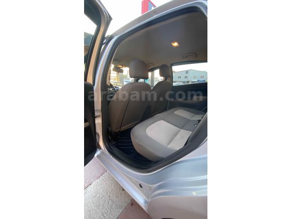 2011-değişensiz-exper mevcut-Bakımları yeni-CarPlay-Çelik jant