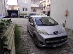 Sahibinden Peugeot 107 1.0 Urban Move 2010 Model  68.500 km Gri (Gümüş)