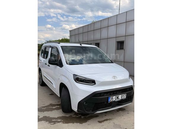 Sahibinden Toyota Proace City 1.5 D Passion X-Pack 2025 Model 