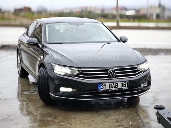 Sahibinden Volkswagen Passat 1.5 TSi Business 2020 Model  105.000 km Gri (metalik)