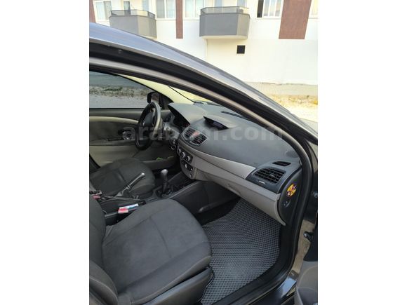 Sahibinden Renault Fluence 1.5 dCi Business 2012 Model