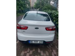 Sahibinden Kia Rio 1.4 CVVT Fancy 2012 Model  225.000 km Beyaz