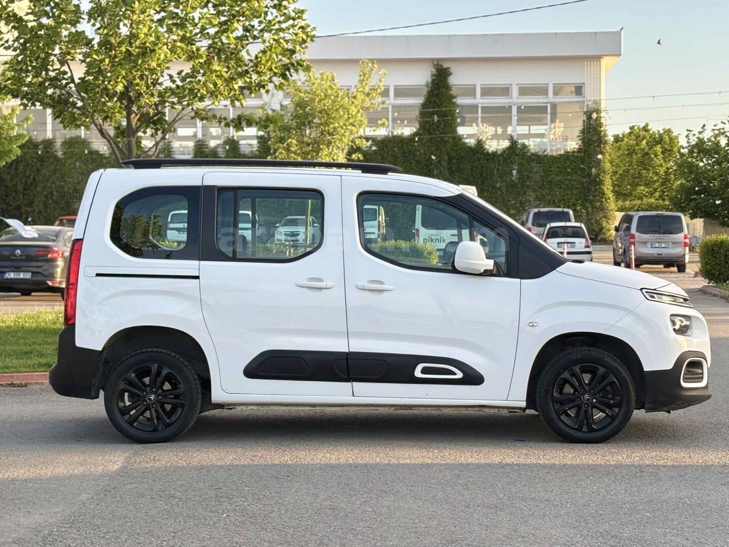 Galeriden Citroen Berlingo 1.5 BlueHDI Feel Stil 2021 Model Tekirdağ 150.000 km Beyaz 5