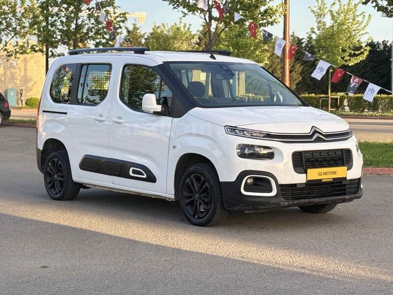 Galeriden Citroen Berlingo 1.5 BlueHDI Feel Stil 2021 Model Tekirdağ 150.000 km Beyaz