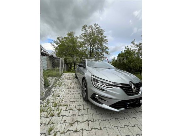Sahibinden Renault Megane 1.3 TCe Icon 2024 Model 