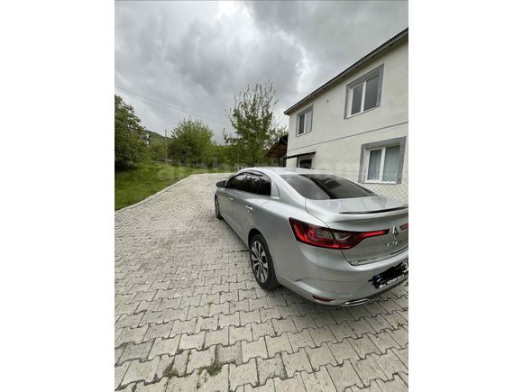 Sahibinden Renault Megane 1.3 TCe Icon 2024 Model 