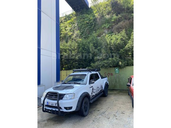 Sahibinden motor hasarlı Tata Xenon 4x4 2012 Model 