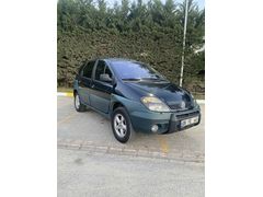Sahibinden Renault Scenic RX4 2.0 2000 Model 