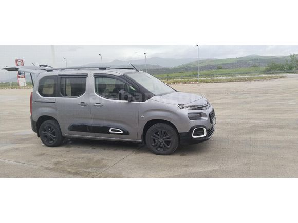 Sahibinden Citroen Berlingo 1.5 BlueHDI Shine Bold 2021 Model 05345717365