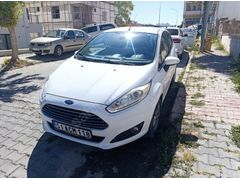 Sahibinden Ford Fiesta 1.5 TDCi Titanium 2013 Model  127.000 km Beyaz