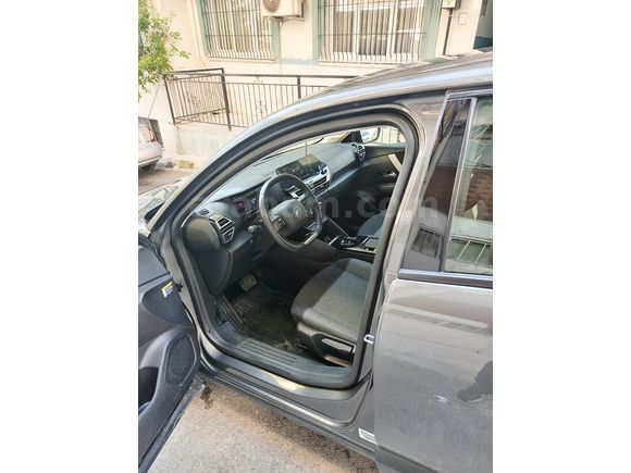 Sahibinden Citroen C4 EAT81.2 PureTech Feel Bold 2022 Model 