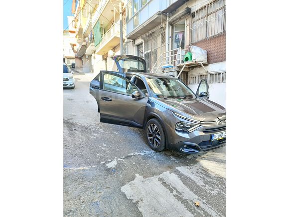 Sahibinden Citroen C4 EAT81.2 PureTech Feel Bold 2022 Model 