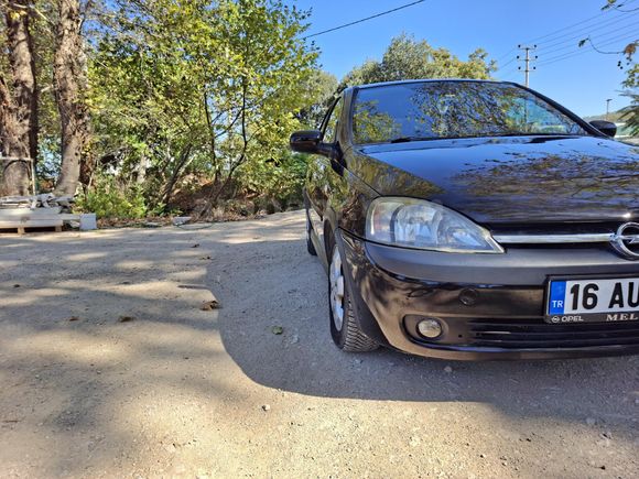 DÜŞÜK KİLOMETRE BAKIMLI TAM OTOMATİK CORSA