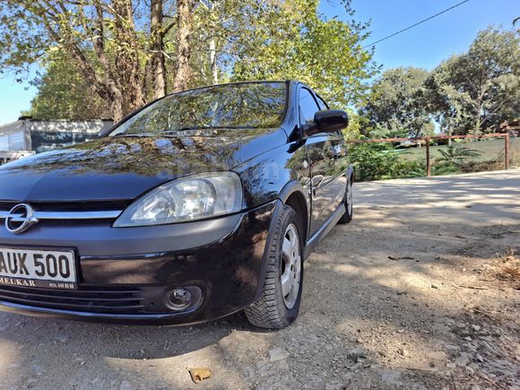 DÜŞÜK KİLOMETRE BAKIMLI TAM OTOMATİK CORSA