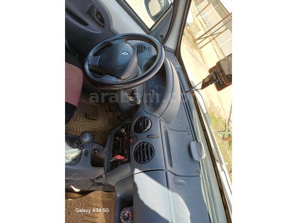 Sahibinden Renault Kangoo 1.9 D 2000 Model