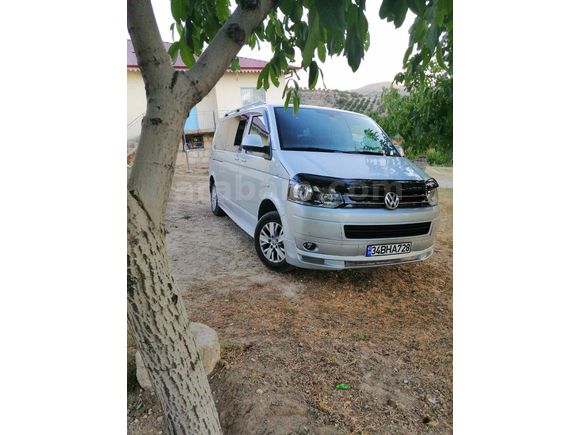 Sahibinden Volkswagen Caravelle 2.0 TDI Comfortline 2015 Model  270.000 km Gri