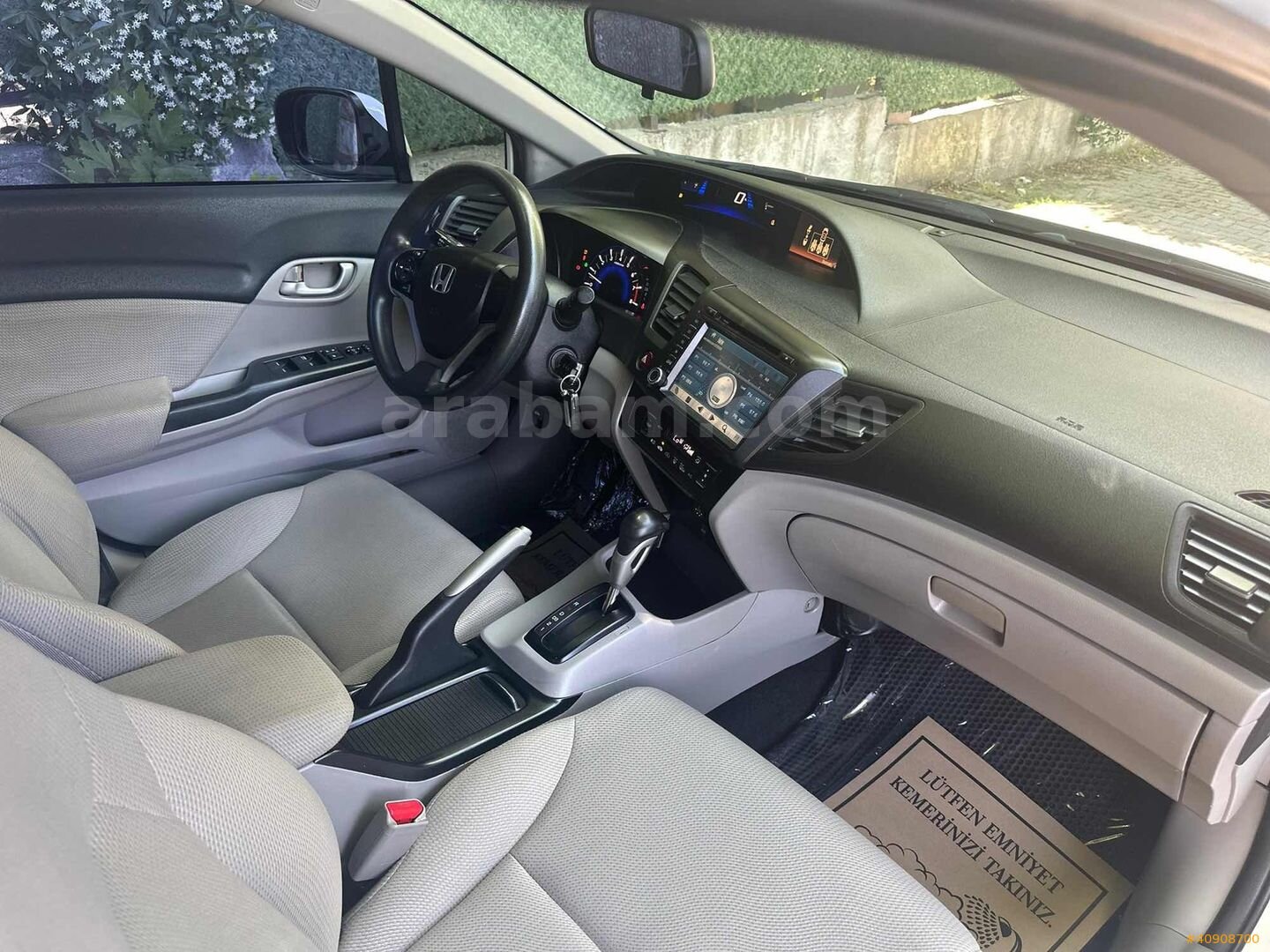Galeriden Honda Civic 1.6i VTEC Dream 2016 Model İzmir 152.000 km Beyaz 4