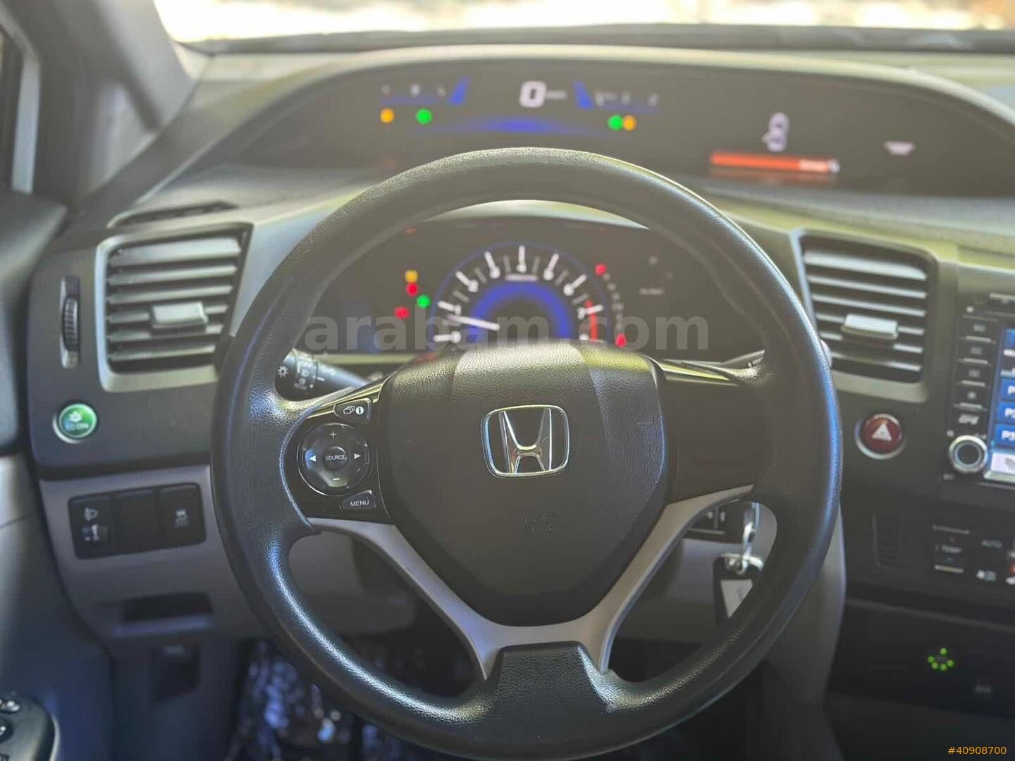 Galeriden Honda Civic 1.6i VTEC Dream 2016 Model İzmir 152.000 km Beyaz 3