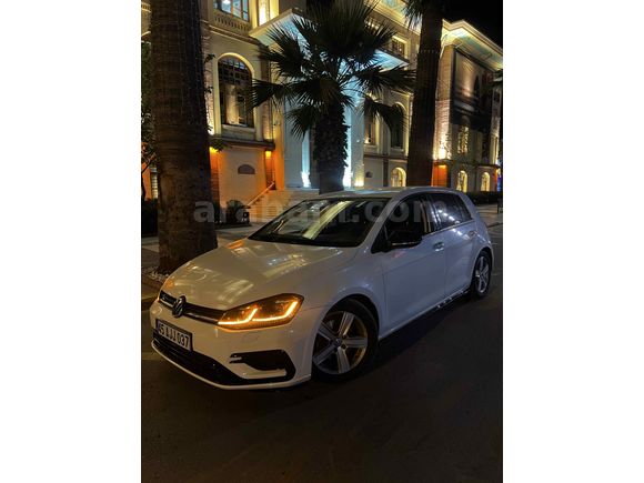 GOLF 7,5 R Line Görünümlü  Değişensiz  