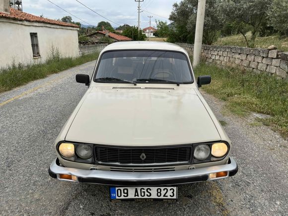 YÖRÜK OTO”dan 88 ORİJİNAL FULL BAKIMLI RENAULT 12
