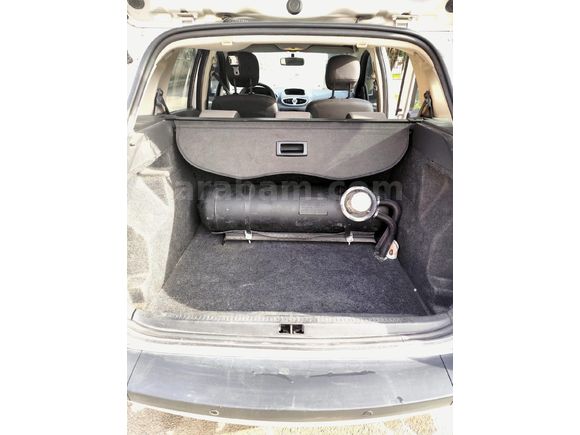 Sahibinden Renault Clio 1.2 Grandtour Extreme 2010 Model