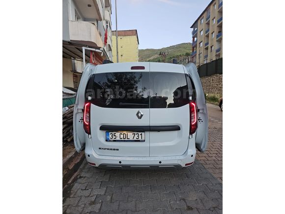 2024 Renault Express touch -   AİLE ARACI, masrafsı FUL.         +FUL PAKET