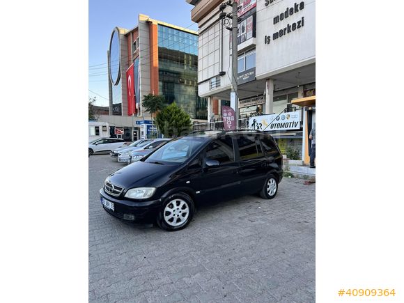 BRT OTOMOTİV'DEN OPEL ZAFİRA 7 KİŞİLİK FIRSAT ARACI