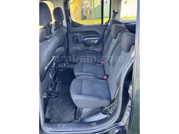 Sahibinden Fiat Doblo Combi 1.5 BlueHDi Urban 2023 Model 