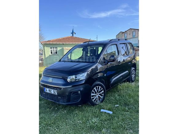 Sahibinden Fiat Doblo Combi 1.5 BlueHDi Urban 2023 Model 