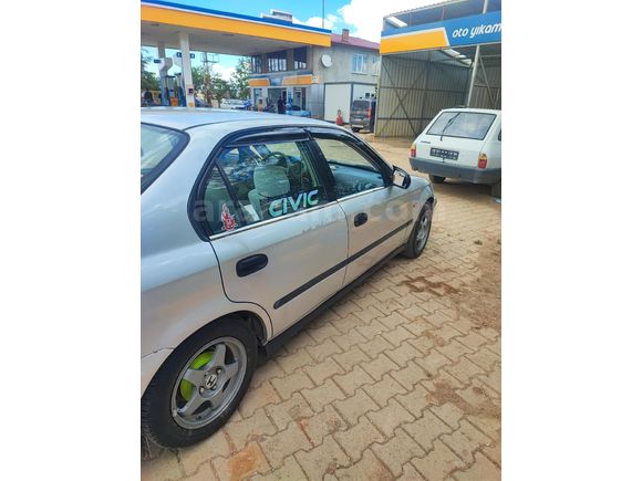 Sahibinden Honda Civic 1.4 i S 1999 Model