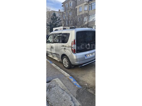 Sahibinden Otomobil Ruhsatlı Fiat Doblo Combi 1.6 Multijet Elegance 2012 Model  246.000 km Gri (Gümüş)