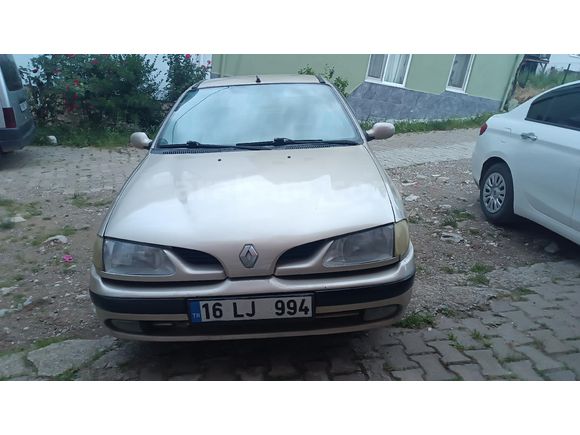 Sahibinden Renault Megane 1.6 RNA 1999 Model