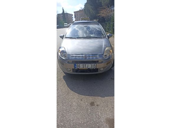 Sahibinden Fiat Punto EVO 1.4 Multiair Dynamic 2011 Model  180.000 km Gri (Gümüş)