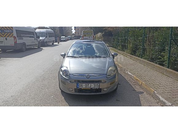 Sahibinden Fiat Punto EVO 1.4 Multiair Dynamic 2011 Model  180.000 km Gri (Gümüş)