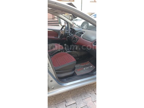 Sahibinden Fiat Punto EVO 1.4 Multiair Dynamic 2011 Model  180.000 km Gri (Gümüş)