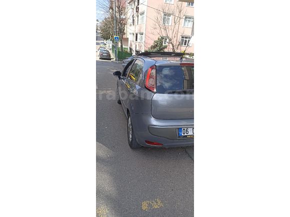 Sahibinden Fiat Punto EVO 1.4 Multiair Dynamic 2011 Model  180.000 km Gri (Gümüş)