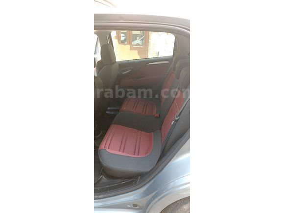 Sahibinden Fiat Punto EVO 1.4 Multiair Dynamic 2011 Model  180.000 km Gri (Gümüş)