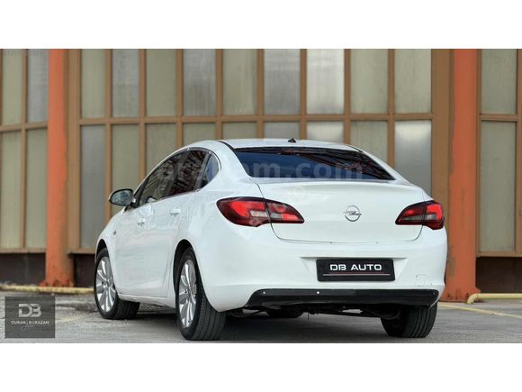 1.6 DİZEL OTOMATİK 142.00 km en fulu