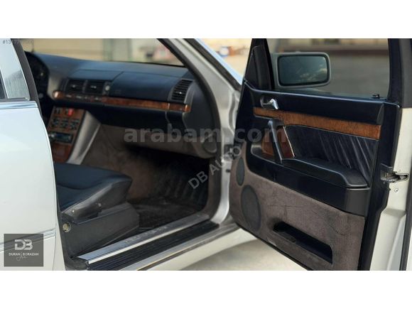 DB AUTO'DAN NADİR TEMİZLİKTE W140 300SEL