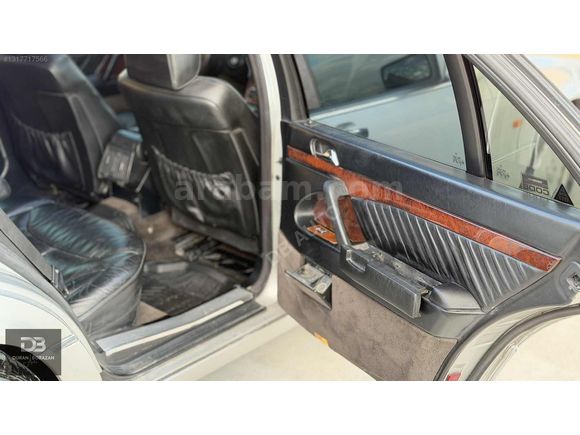 DB AUTO'DAN NADİR TEMİZLİKTE W140 300SEL