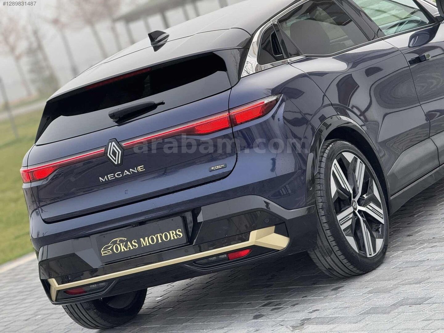 Galeriden Renault Megane E-Tech Iconic 2023 Model Çorum 36.000 km Lacivert 7