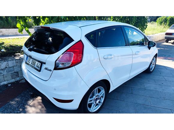 Sahibinden Ford Fiesta 1.4 Titanium 2013 Model
