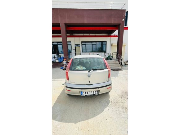 Sahibinden Fiat Punto 1.4 Dynamic 2005 Model