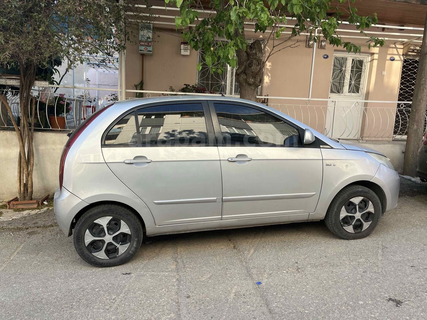 Sahibinden Tata Vista 1.3 TDI Quadrojet Aura 2011 Model İzmir 135.000 km Gri 3