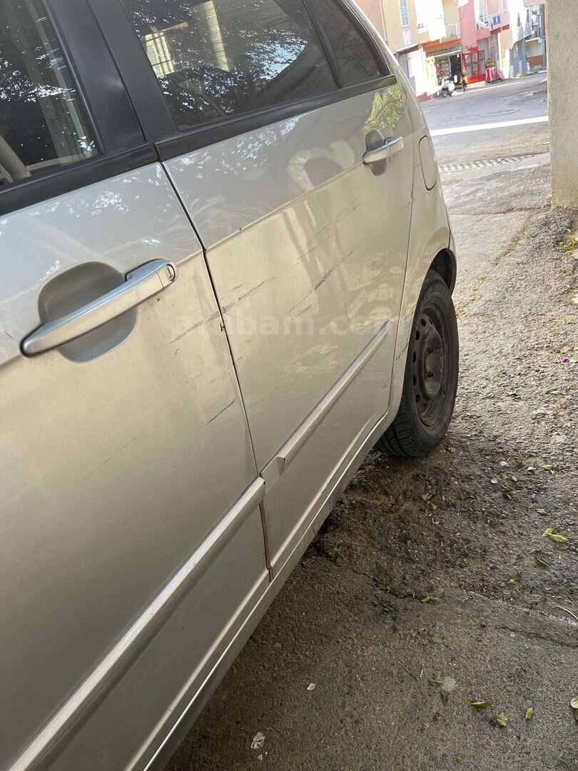 Sahibinden Tata Vista 1.3 TDI Quadrojet Aura 2011 Model İzmir 135.000 km Gri 5