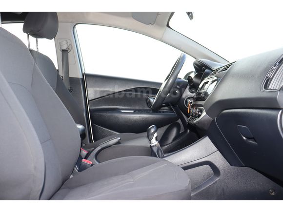 MBS BÜYÜKSOYLU'DAN 2015 MODEL KIA RIO 1.4 CRDI COMFORT