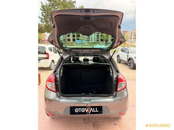 OTOWALL 2011 MODEL RENAULT CLIO 20.YIL ÖZEL SERİ EXECUTIVE