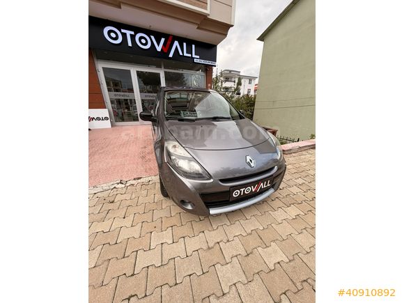 OTOWALL 2011 MODEL RENAULT CLIO 20.YIL ÖZEL SERİ EXECUTIVE