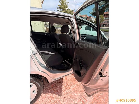OTOWALL 2013 MODEL OPEL CORSA 1.4 TWİNPORT ESSENTİA OTOMOTİK