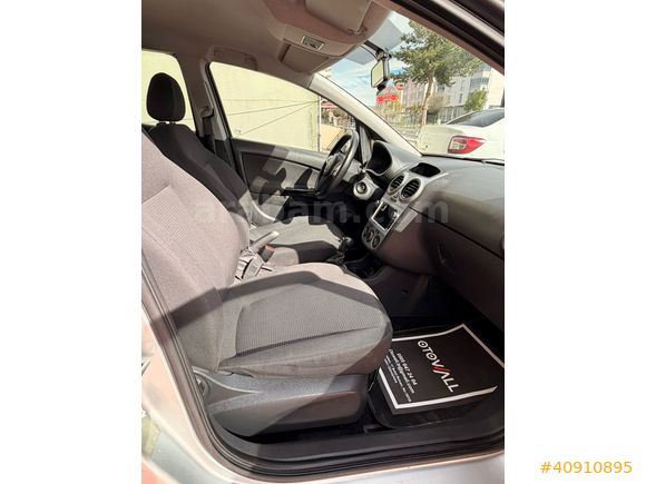 OTOWALL 2013 MODEL OPEL CORSA 1.4 TWİNPORT ESSENTİA OTOMOTİK